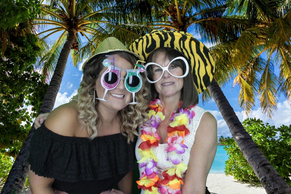 DHL South Regional Meeting | View more photos from the event at gallery.myphotoboothexperience.co.uk/u/MyPhotoBoothExperienceLtd/DHL-South-Regional-Meeting